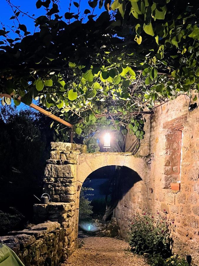 Gite Et Chambres D'Hotes - Sur Le Chemin Des Sens アゼラ エクステリア 写真