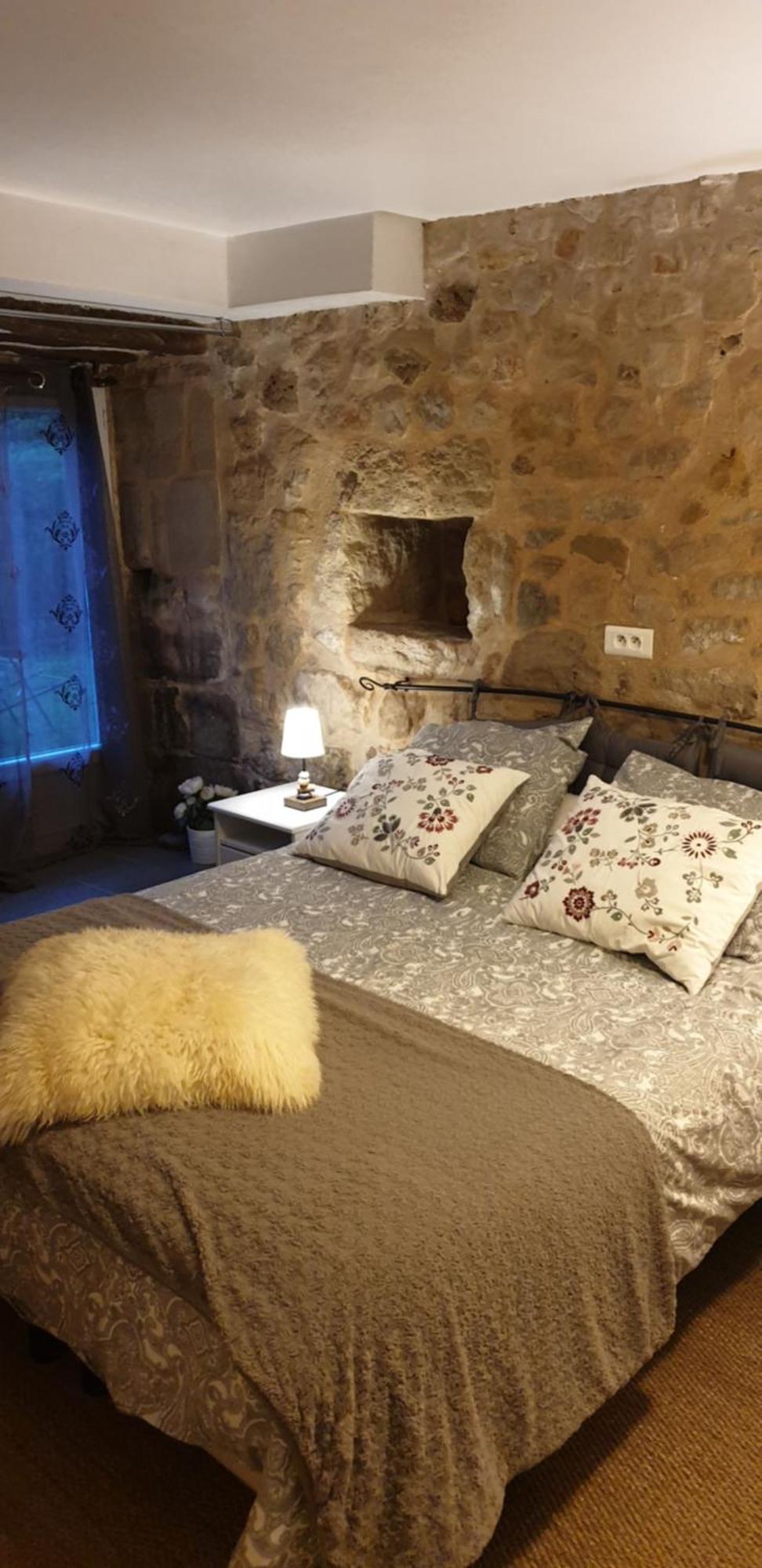Gite Et Chambres D'Hotes - Sur Le Chemin Des Sens アゼラ エクステリア 写真