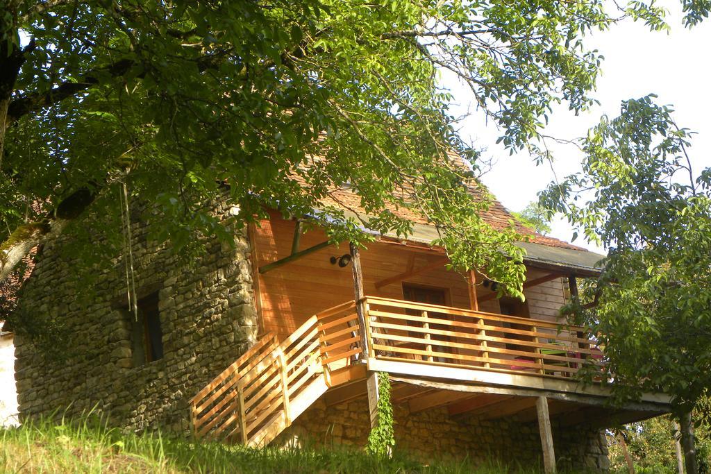 Gite Et Chambres D'Hotes - Sur Le Chemin Des Sens アゼラ 部屋 写真